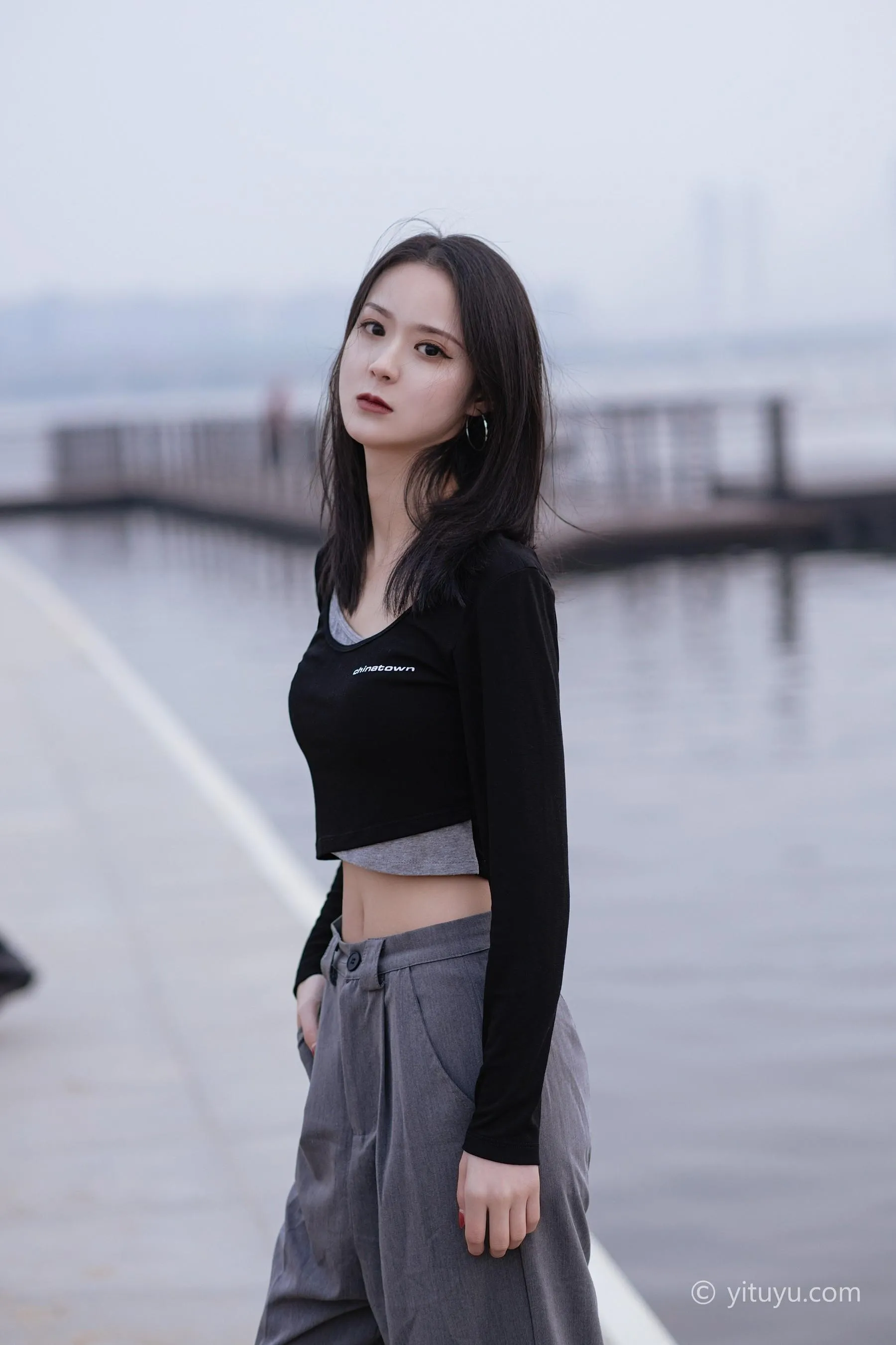 [YITUYU艺图语]2021.07.16 天冷了 阿月 [26P]插图7